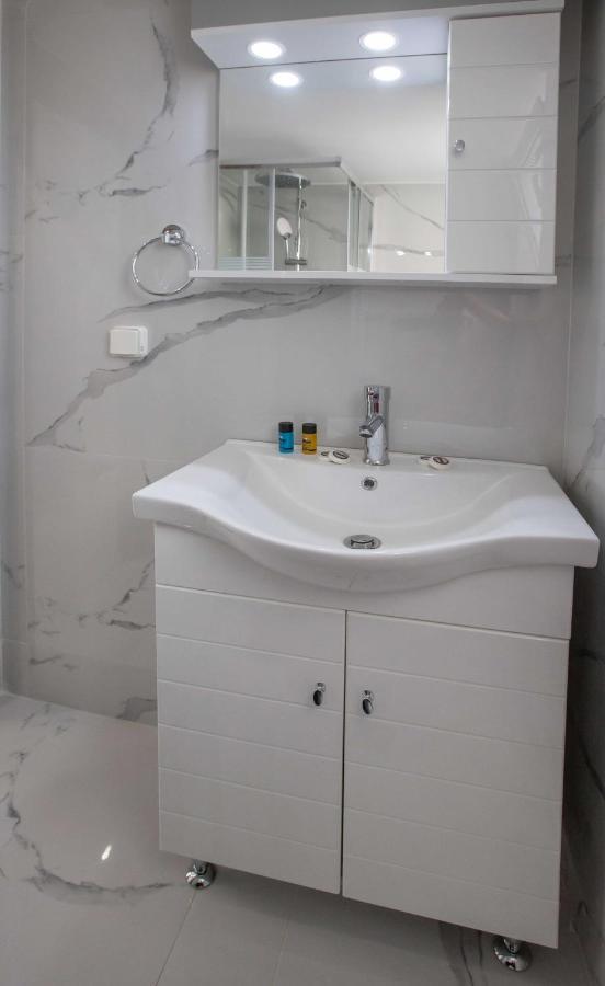 Apartment Penthouse Near Acropolis Museum By Ghh